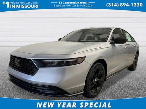 New 2025 Honda Accord SE image 1