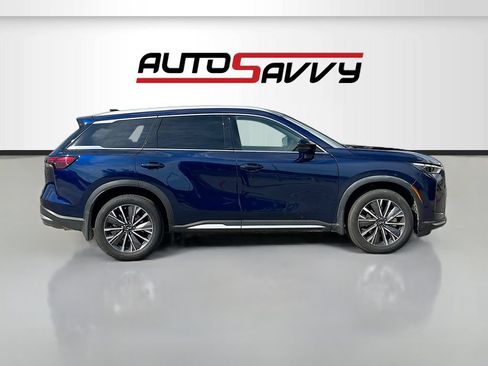 Used 2026 INFINITI QX60 Luxe w/ Family Package FWD image 8