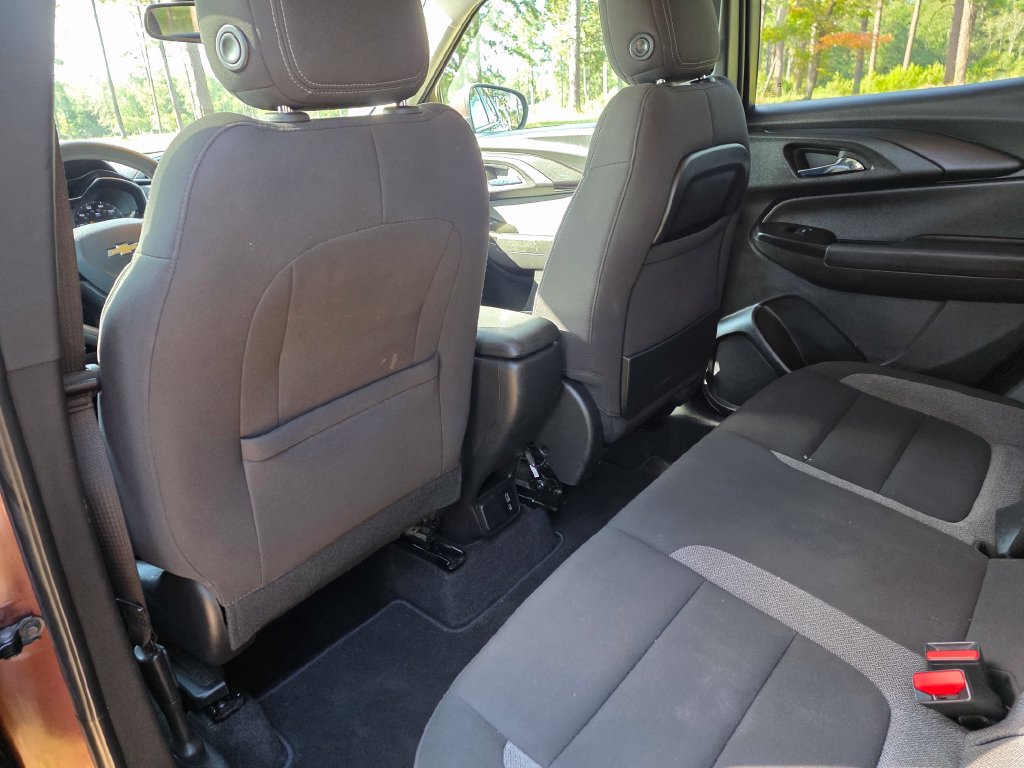 Used 2022 Chevrolet TrailBlazer LT w/ Convenience Package FWD image 17
