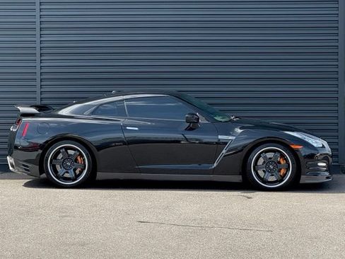 Used 2014 Nissan GT-R Track Edition AWD/4WD image 8