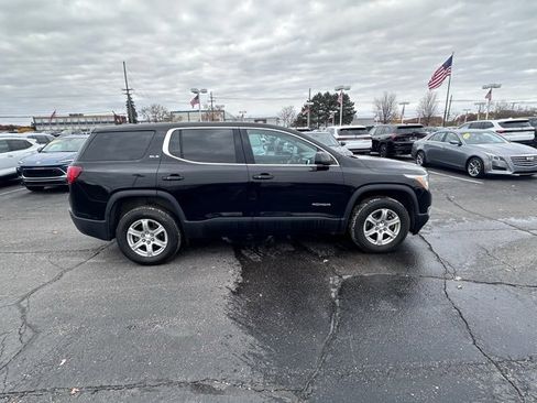 Used 2019 GMC Acadia SLE image 6