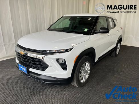 Used 2024 Chevrolet TrailBlazer LS w/ LS Convenience Package FWD image 1