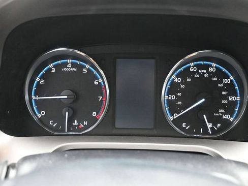 Used 2016 Toyota RAV4 Limited w/ Advanced Technology Package AWD/4WD image 13