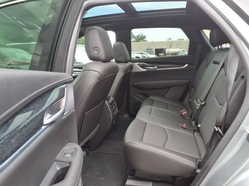 Certified 2023 Cadillac XT5 Premium Luxury AWD/4WD image 31
