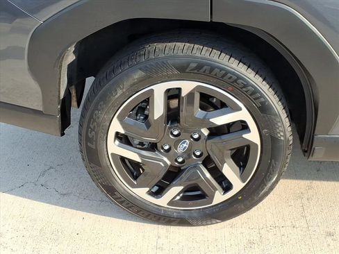 Used 2025 Subaru Forester Limited image 13