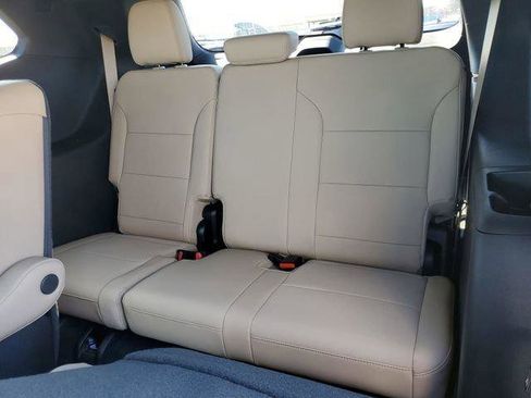 New 2026 Buick Enclave Preferred w/ Power Package FWD image 8