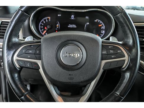 Used 2015 Jeep Grand Cherokee Limited w/ Luxury Group II AWD/4WD image 19