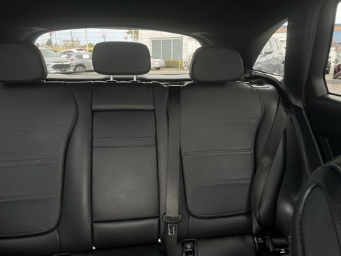 Used 2024 Mercedes-Benz GLC 300 4MATIC image 37