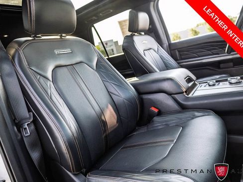 Used 2024 Ford Expedition Max Platinum AWD/4WD image 4