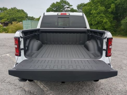 New 2026 RAM 1500 Big Horn AWD/4WD image 13