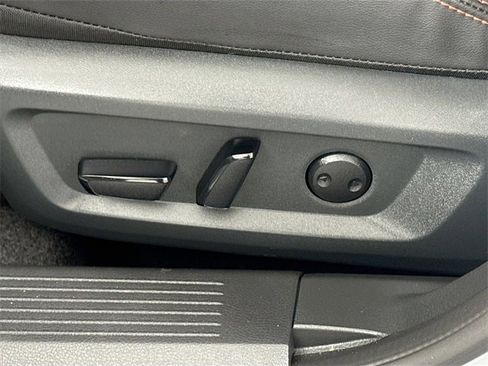 Certified 2025 Nissan Rogue SV image 12