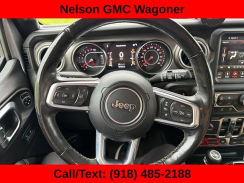 Used 2019 Jeep Wrangler Unlimited Rubicon AWD/4WD image 11