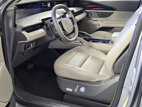 Used 2024 Lincoln Nautilus Premier w/ Equipment Group 102A image 13