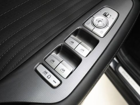 Used 2024 Hyundai Palisade Calligraphy image 8