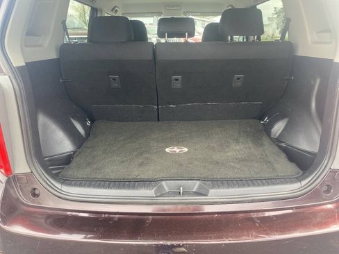 Used 2010 Scion xB FWD image 7