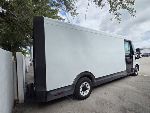 Used 2024 Chevrolet Brightdrop 600 w/ Commercial Equipment Package AWD/4WD image 5