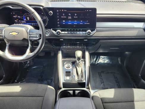 Used 2024 Chevrolet Colorado LT w/ LT Convenience Package II AWD/4WD image 12