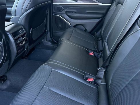 New 2026 Jeep Grand Cherokee Limited image 12