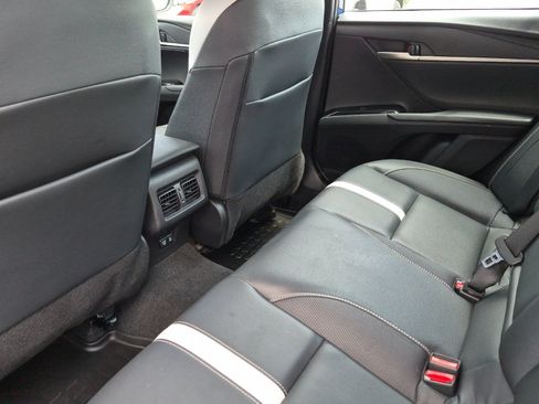 Certified 2025 Toyota Camry SE AWD/4WD image 11