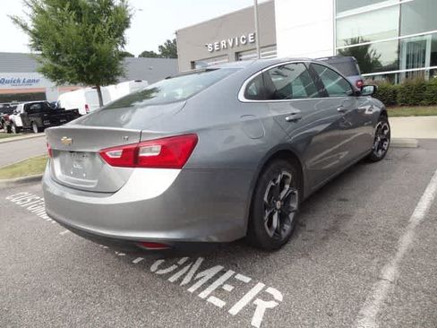 Used 2023 Chevrolet Malibu LT FWD image 4