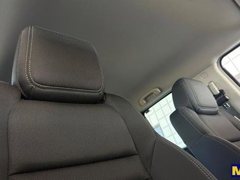 Used 2022 Nissan Frontier SV RWD image 19
