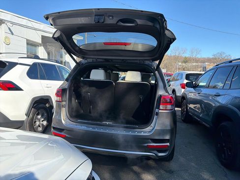 Used 2016 Kia Sorento SX image 9