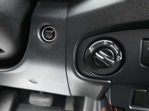 Used 2022 Nissan Frontier PRO-4X w/ Off-Road Protection Package image 23