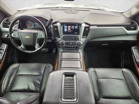 Used 2019 Chevrolet Tahoe Premier RWD image 17