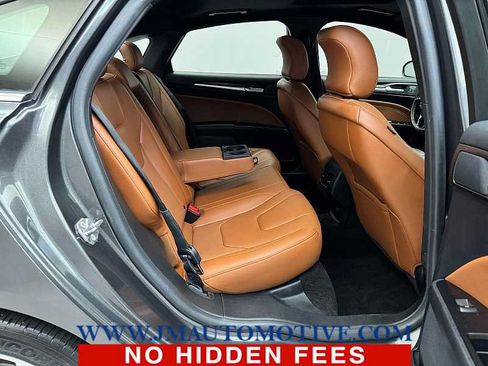Used 2019 Ford Fusion Energi Titanium FWD image 19