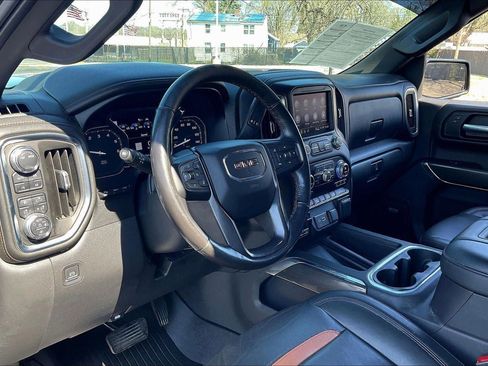 Used 2021 GMC Sierra 1500 AT4 w/ AT4 Value Package AWD/4WD image 15