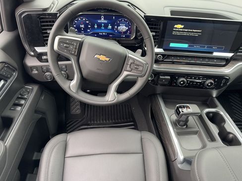 New 2025 Chevrolet Silverado 1500 LTZ w/ Technology Package image 18