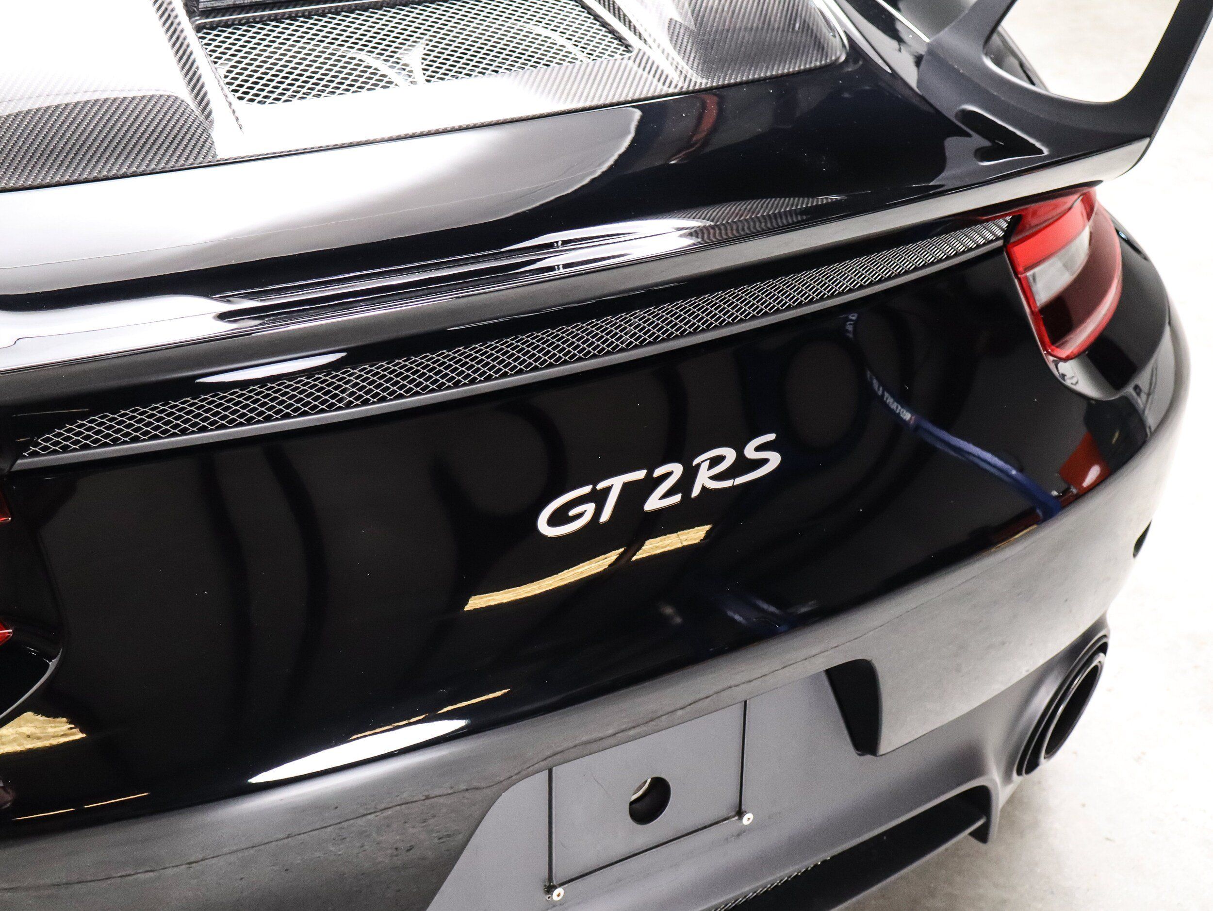 Certified 2018 Porsche 911 GT2 RS RWD image 16