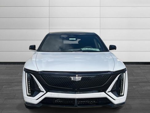 New 2026 Cadillac Lyriq V image 8
