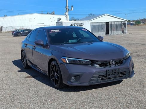 Used 2023 Honda Civic Sport Touring image 3