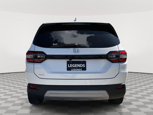 Certified 2025 Honda Pilot EX-L image 4