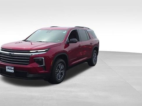 Used 2026 Chevrolet Traverse LT w/ Driver Confidence Package AWD/4WD image 10