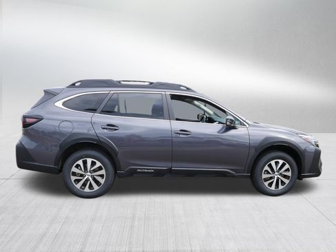 Certified 2024 Subaru Outback Premium AWD/4WD image 8