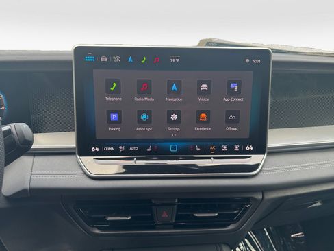 New 2025 Volkswagen Tiguan SE R-Line image 17