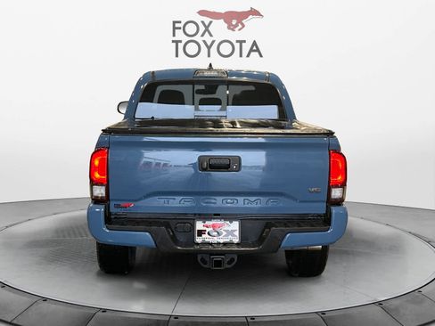 Used 2019 Toyota Tacoma TRD Sport image 6