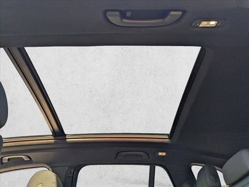 Used 2021 BMW X5 xDrive45e image 21