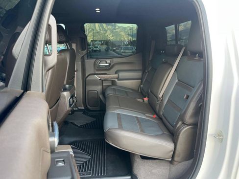 Used 2020 GMC Sierra 1500 Denali w/ Denali Ultimate Package AWD/4WD image 25