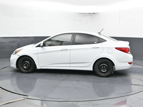 Used 2016 Hyundai Accent SE w/ Option Group 02 FWD image 8