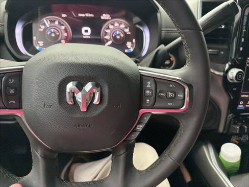 Used 2025 RAM 2500 Laramie AWD/4WD image 14