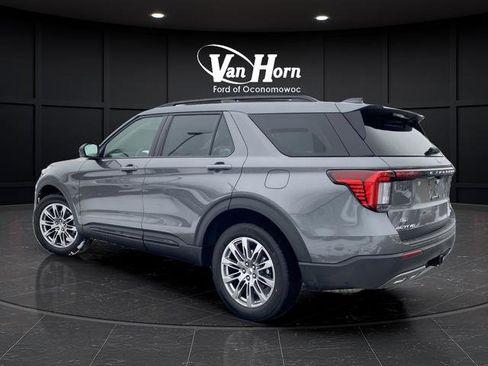 New 2026 Ford Explorer Active w/ Active Comfort Package AWD/4WD image 3