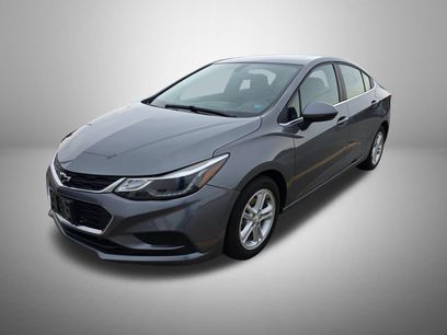 Used 2018 Chevrolet Cruze LT w/ Sun And Sound Package