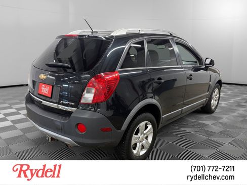 Used 2014 Chevrolet Captiva Sport LS image 5