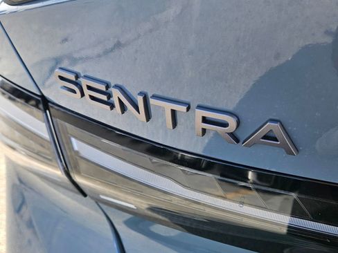 New 2026 Nissan Sentra SR w/ SR Premium Package FWD image 9
