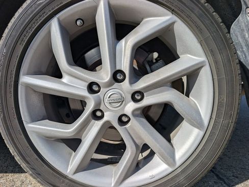 Used 2015 Nissan Sentra SR w/ SR Premium Package image 8