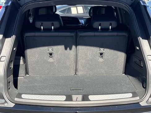 New 2026 Cadillac Vistiq Luxury image 18