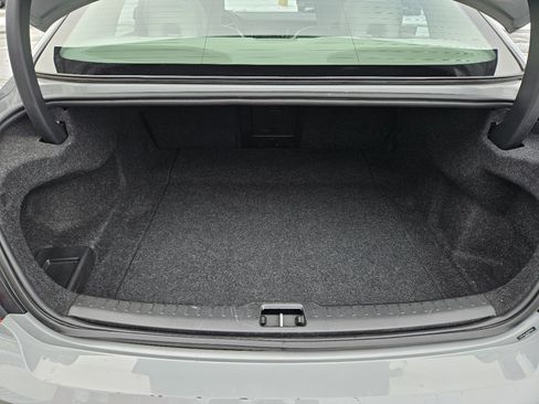 Used 2024 Volvo S60 B5 Plus image 15